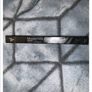 Moodstruck Precision pencil eyeliner in Proper